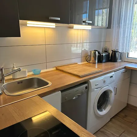 Апартаменти Kinga Mieszkanie Trzypokojowe W Centrum Шклярська Поремба